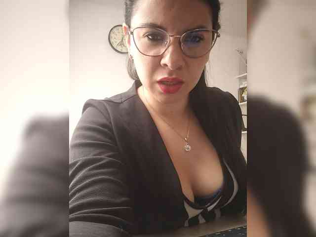 Paolitha25 webcam