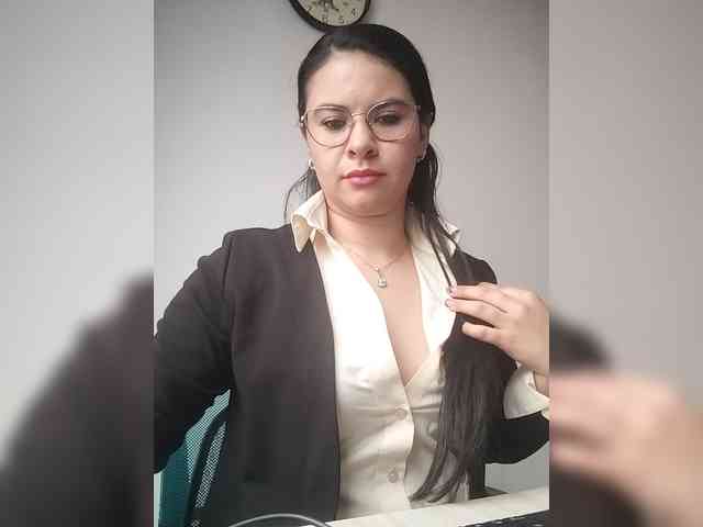 Paolitha25 webcam