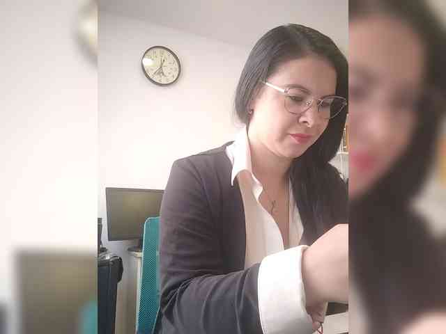 Paolitha25 webcam