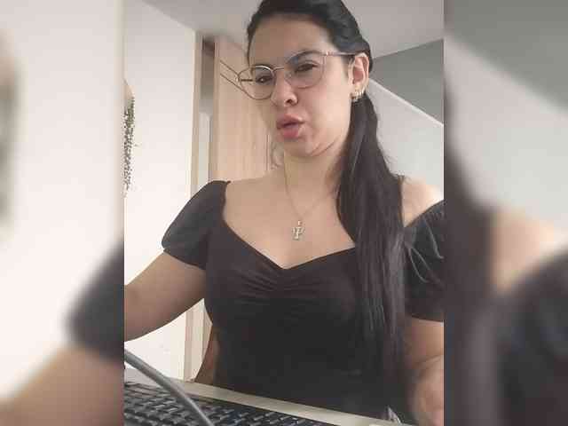 Paolitha25 Live Webcam on BongaCams