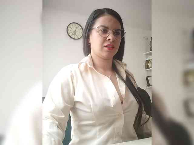 Paolitha25 webcam