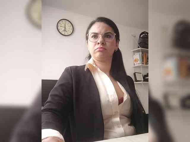 Paolitha25 webcam