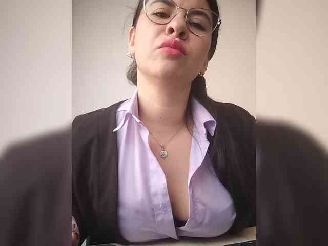 Paolitha25 webcam