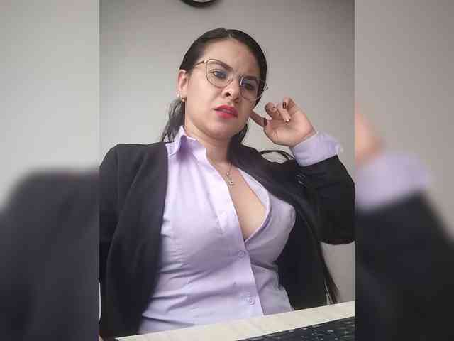 Paolitha25 webcam