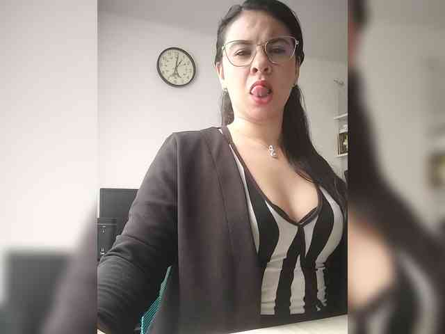 Paolitha25 webcam