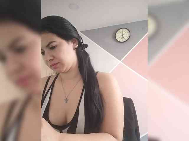 paolitha25's live room