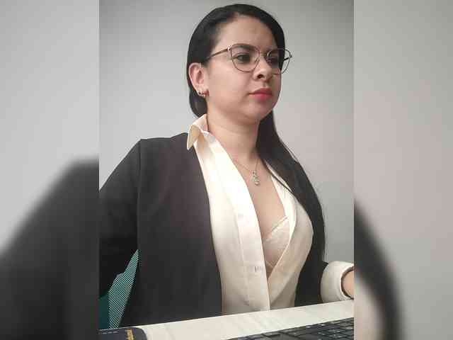 Paolitha25 webcam