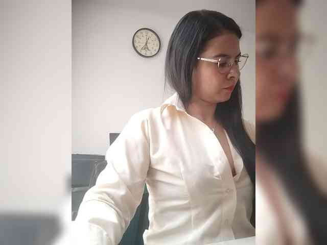 Paolitha25 webcam