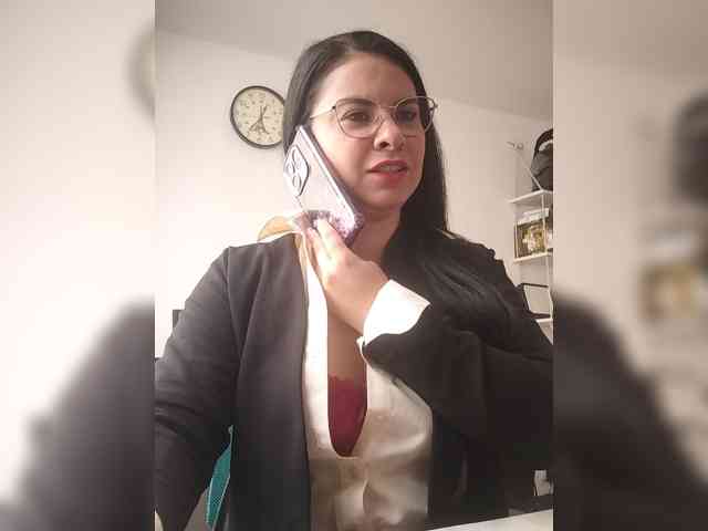 Paolitha25 webcam