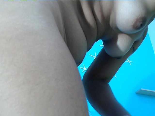 skinnysofia18 live cam on BongaCams