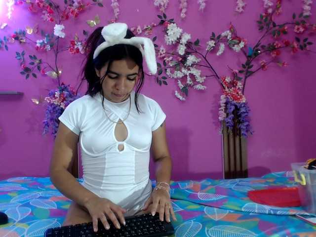 skinnysofia18
