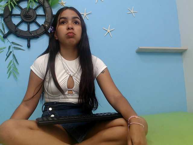 skinnysofia18