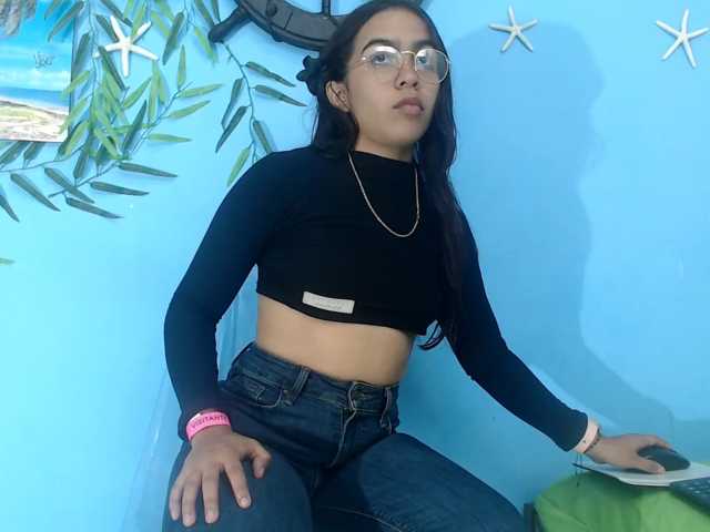 skinnysofia18