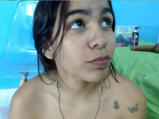skinnysofia18