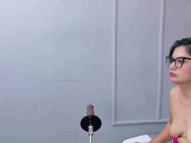 AlmaaRose webcam
