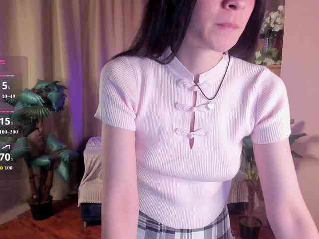 AishaDark webcam