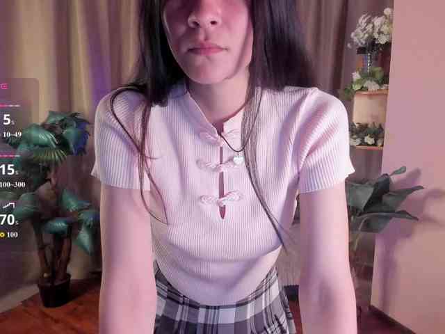 AishaDark webcam