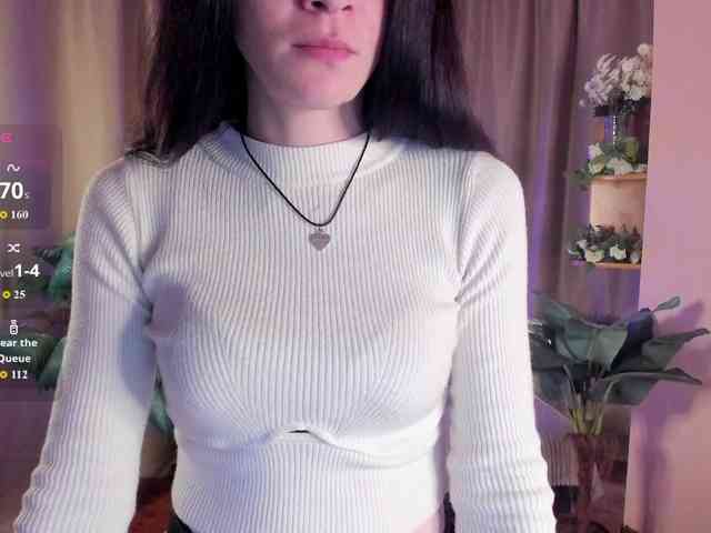 AishaDark webcam