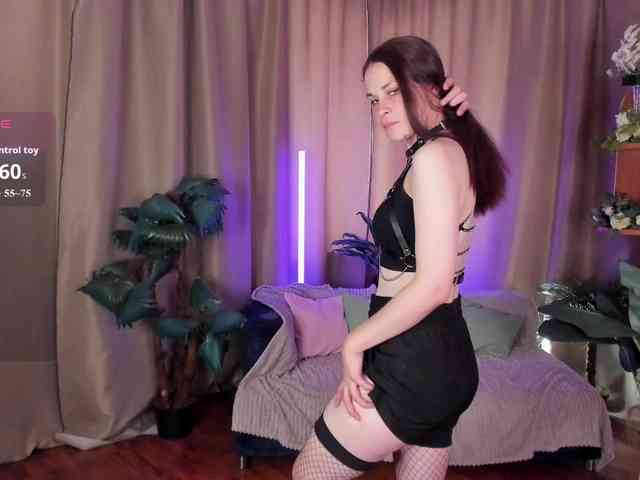 AishaDark webcam