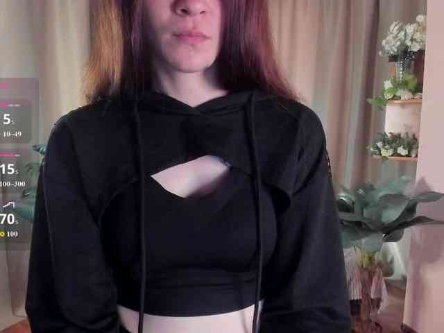 AishaDark webcam