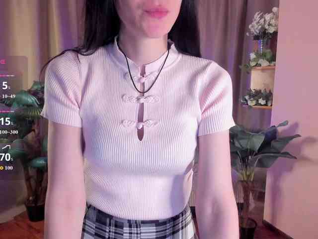 AishaDark webcam
