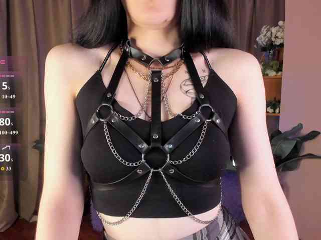 AishaDark webcam