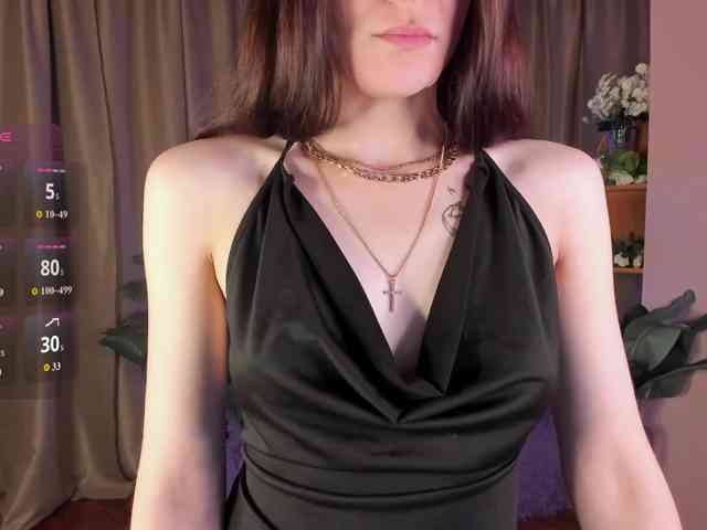 AishaDark webcam
