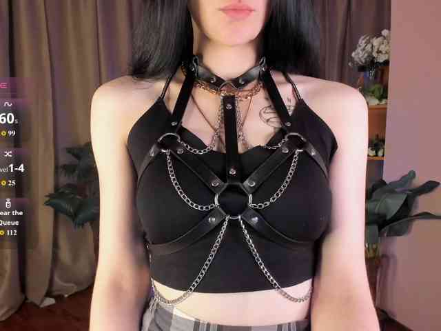AishaDark webcam