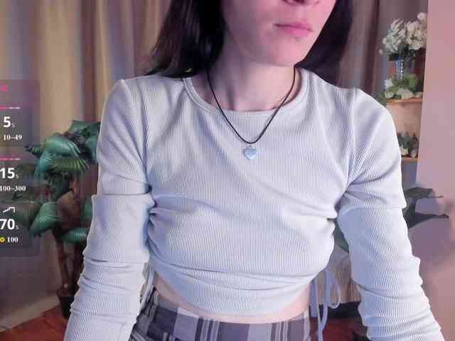 AishaDark webcam