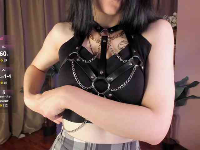 AishaDark webcam