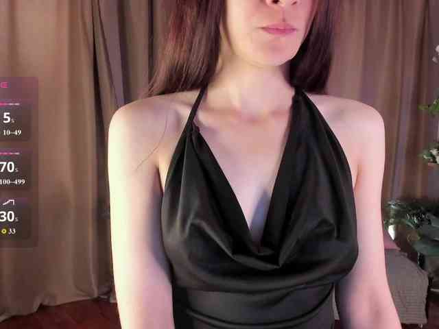 AishaDark webcam