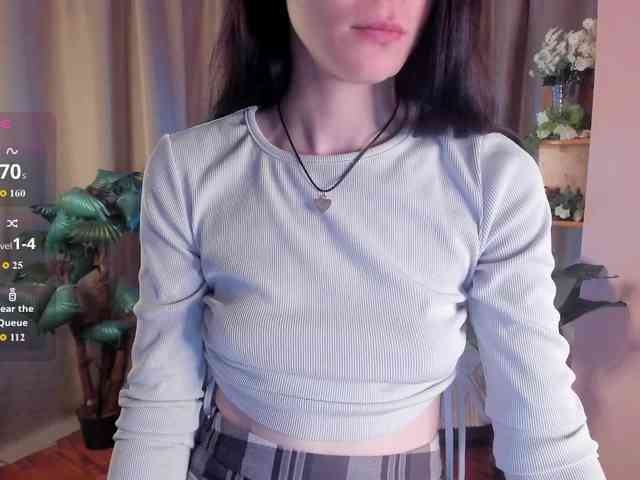AishaDark webcam