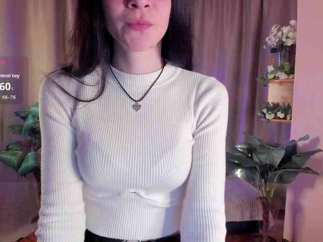 AishaDark webcam