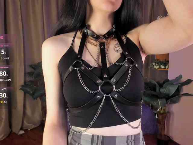 AishaDark webcam