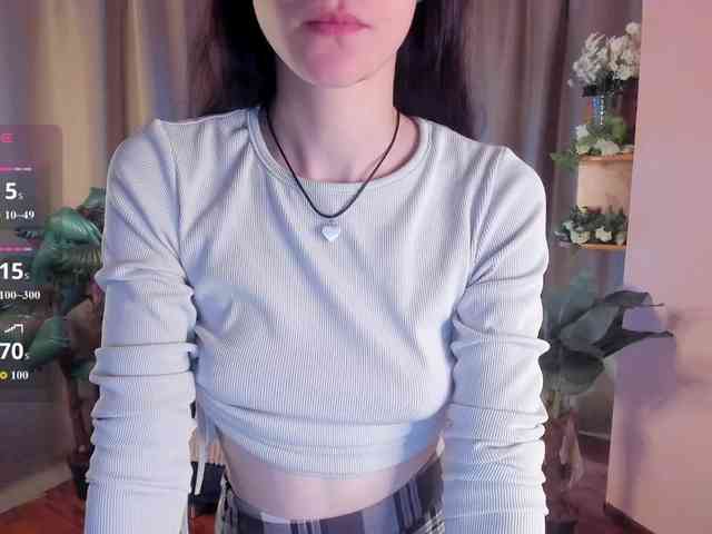 AishaDark webcam