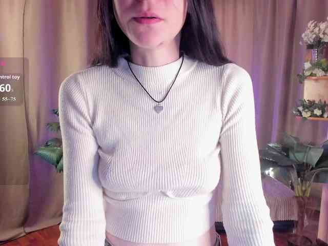 AishaDark webcam