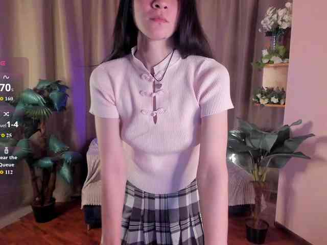 AishaDark webcam