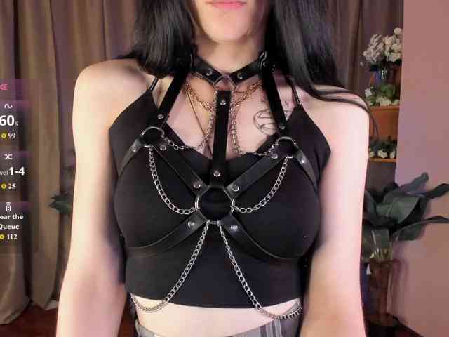 AishaDark webcam