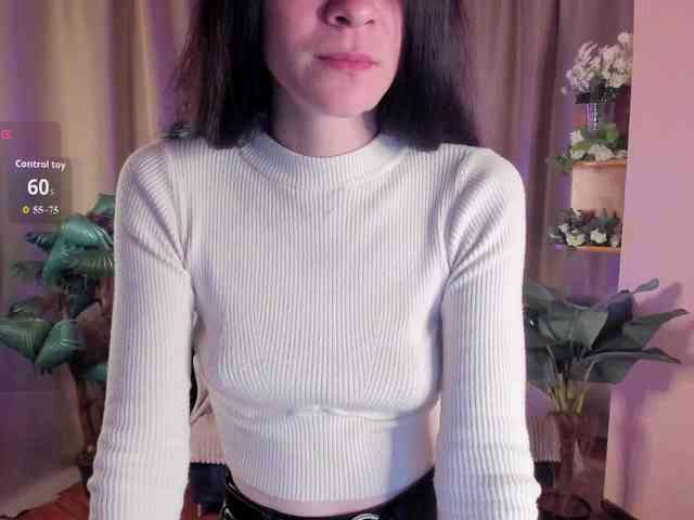 AishaDark webcam