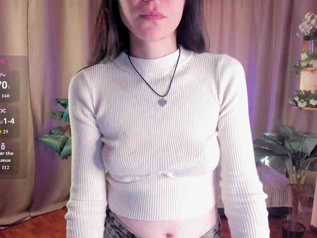 AishaDark webcam
