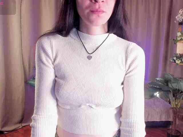 AishaDark webcam