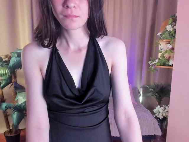 AishaDark webcam