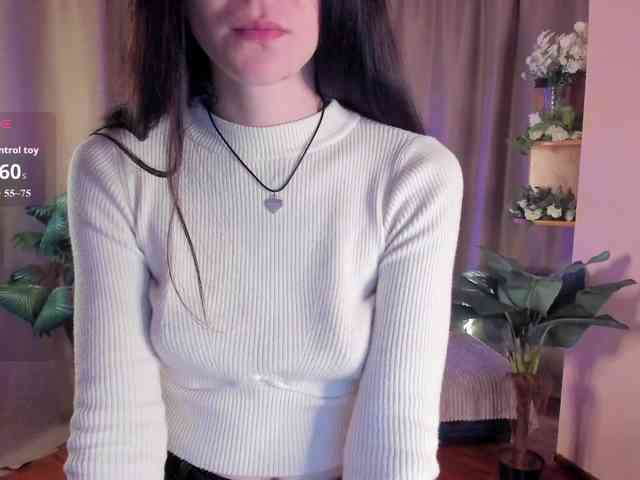 AishaDark webcam