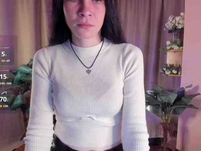 AishaDark webcam