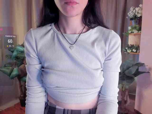 AishaDark webcam