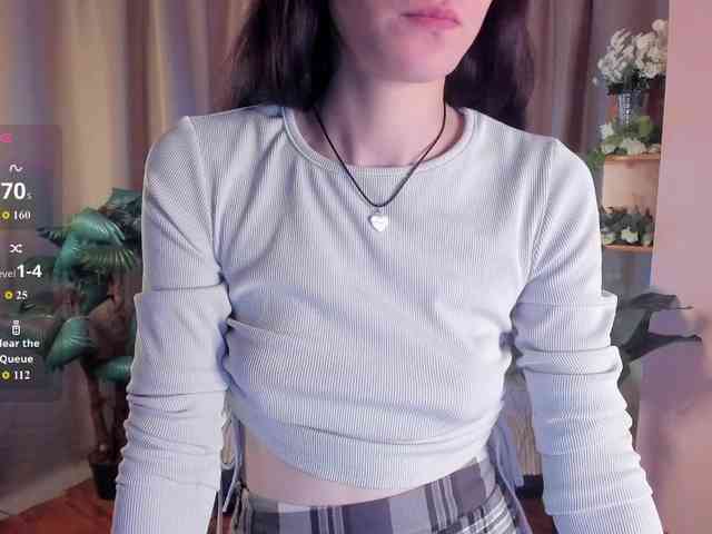 AishaDark webcam