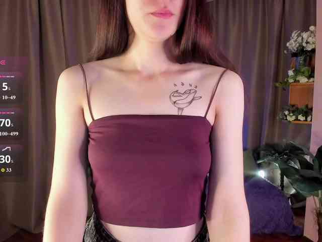 AishaDark webcam