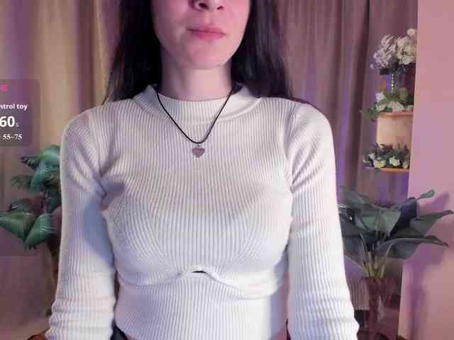 AishaDark webcam