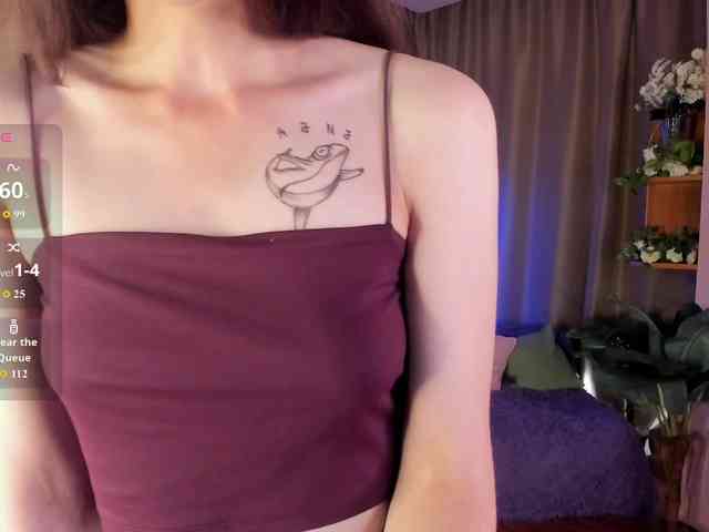 AishaDark webcam