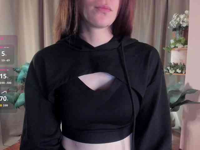 AishaDark webcam